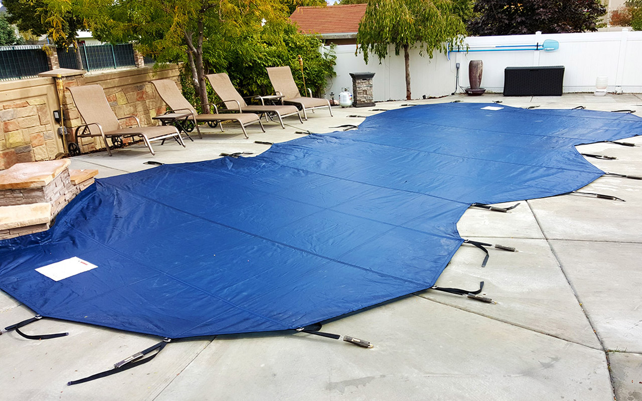 Show Me Pools - Automatic Safety Pool Covers