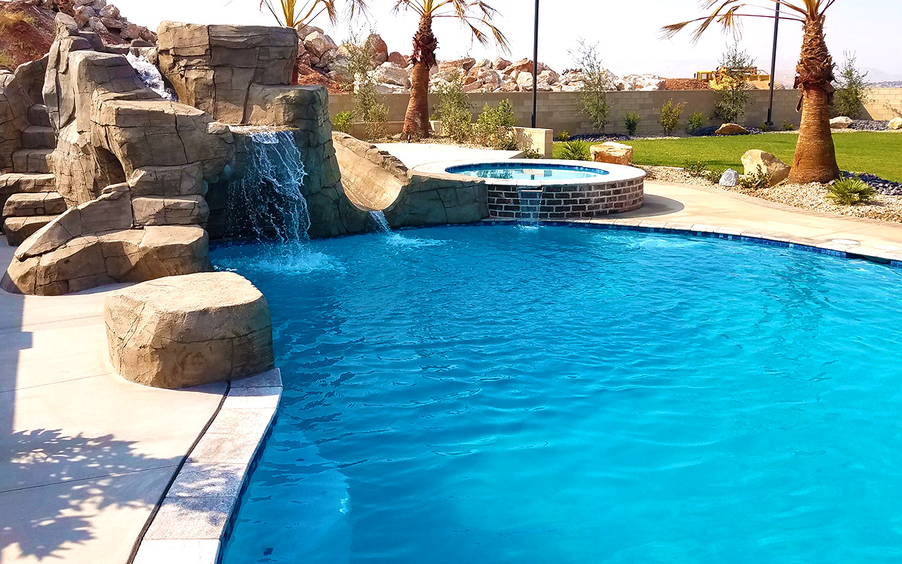 Show Me Pools - Custom Combination Pool/Spa
